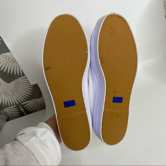 White Ked’s Tripple Up Platform Sneakers - Picture 12 of 14
